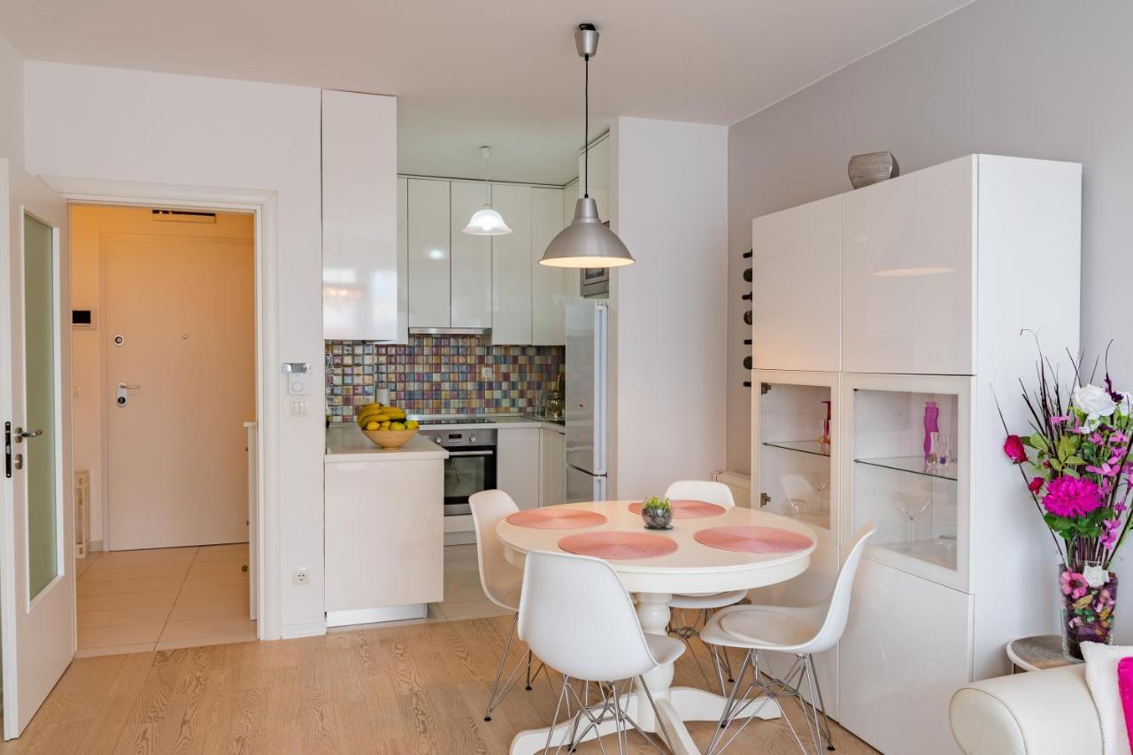 Flexible Selfcheckins 23 - Zagreb - Garage - Electric Vehicle Ccharger - Loggia - New - Luxury Apartment Bagian luar foto